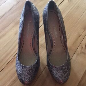 Enzo Angiolini metallic glitter heels, 6